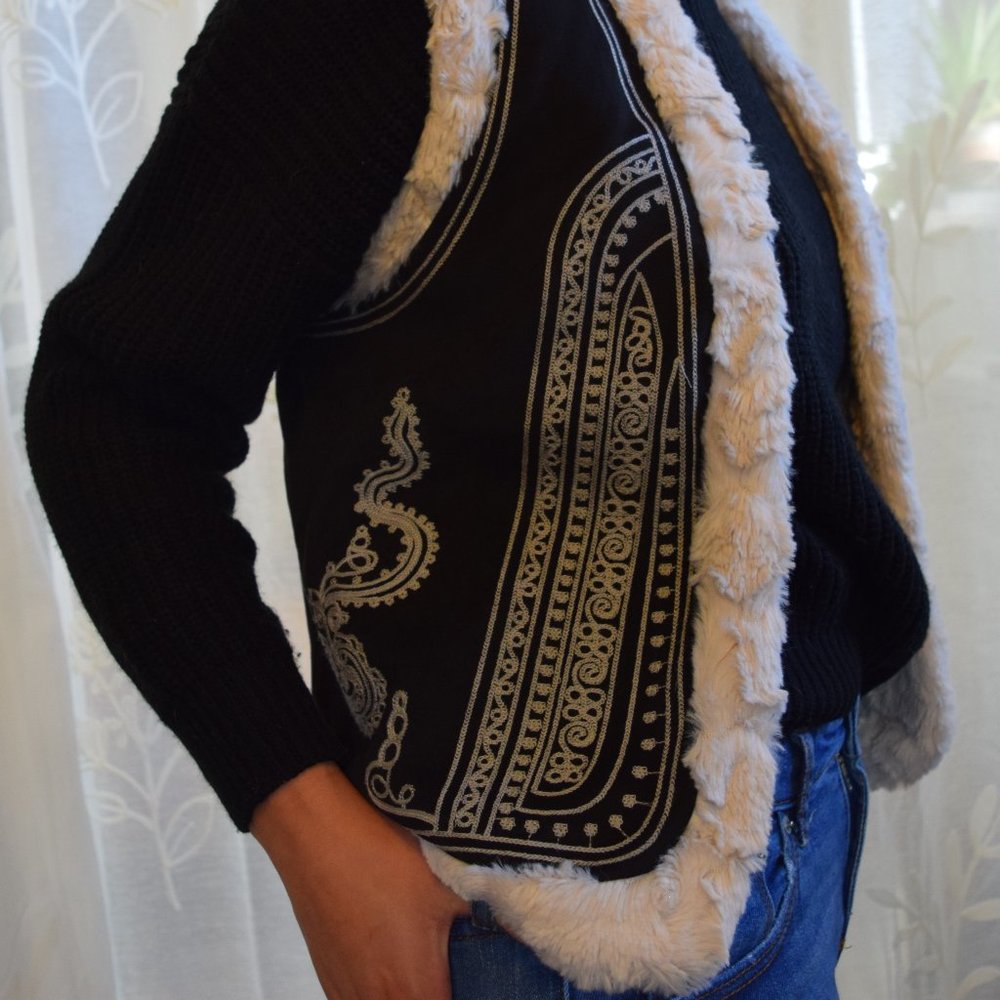 Western Sueded/Faux Fur Vest
